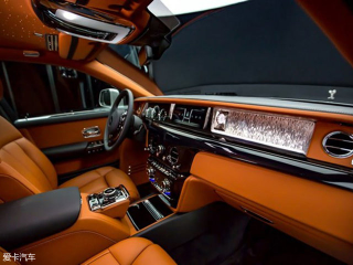 Illustration for article titled Here's The 2018 Rolls Royce Phantom You're Not Supposed To See Yet